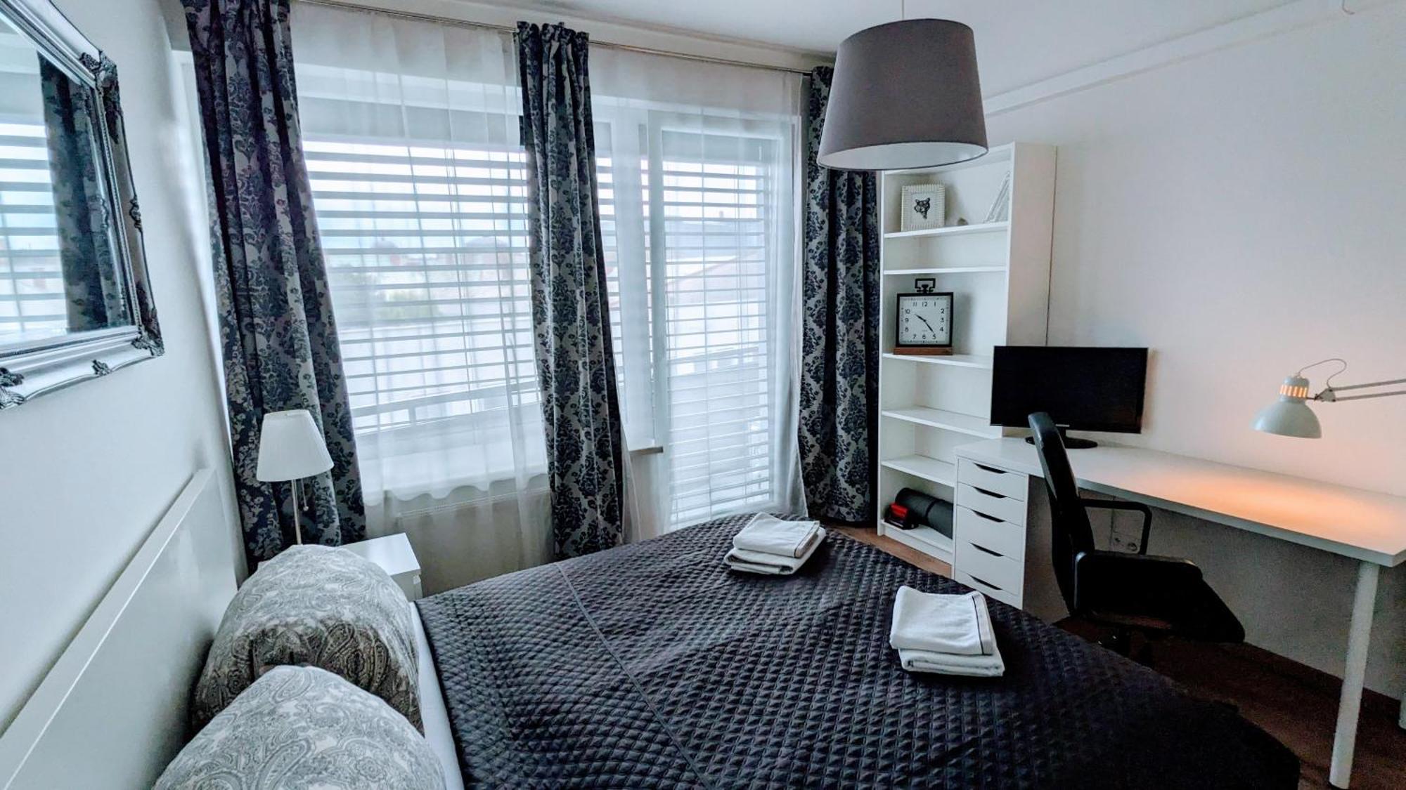 E2 Luxury Oldtown - 2x Parking, Foodstore, Pcscreen, Netflix, Unlimited Music, Crib, Babychair, Fastwifi, Aircon